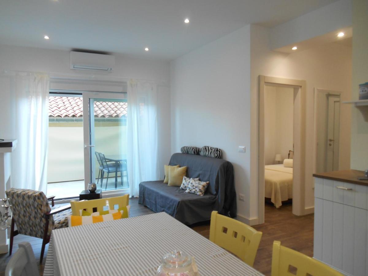 Z&D Apartment พูลา ภายนอก รูปภาพ