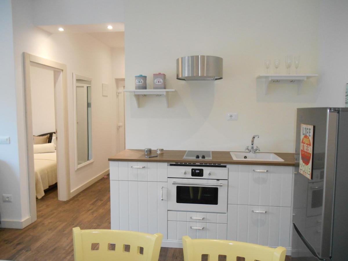 Z&D Apartment พูลา ภายนอก รูปภาพ